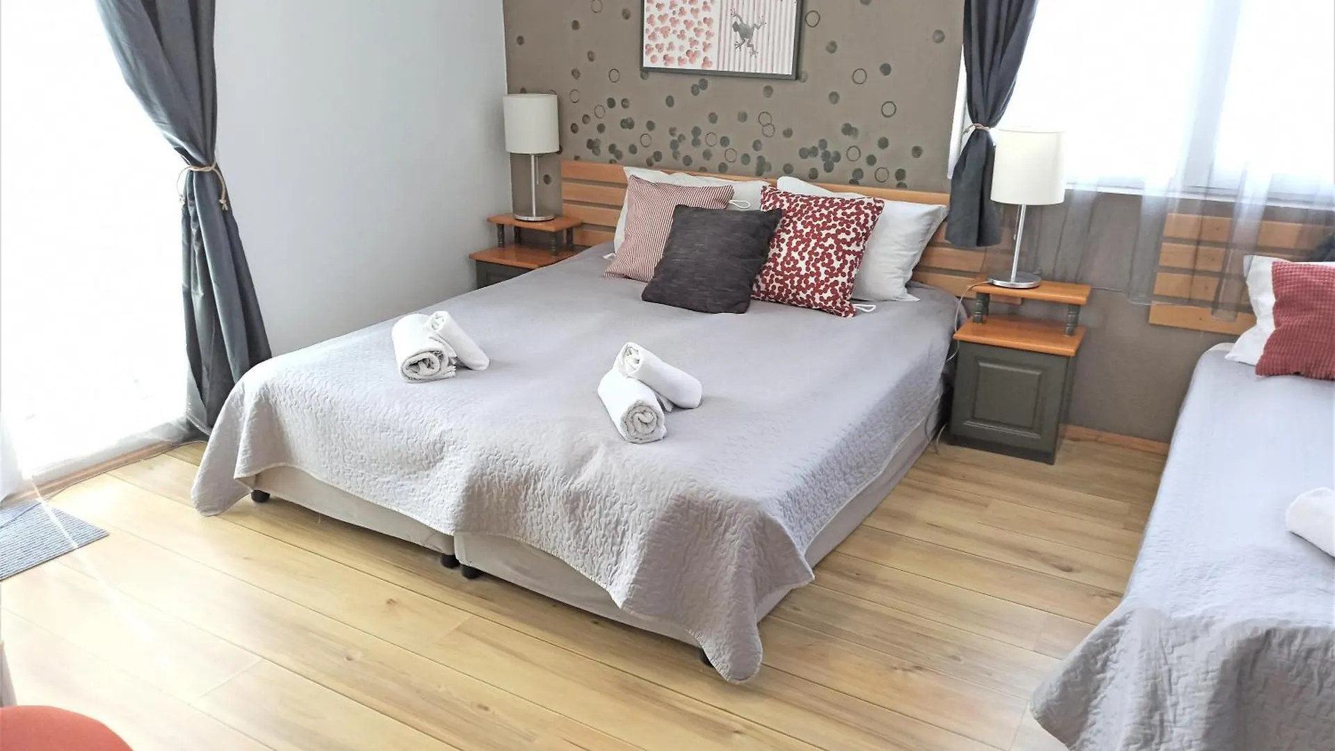 Guest House Sunflowers Поморие