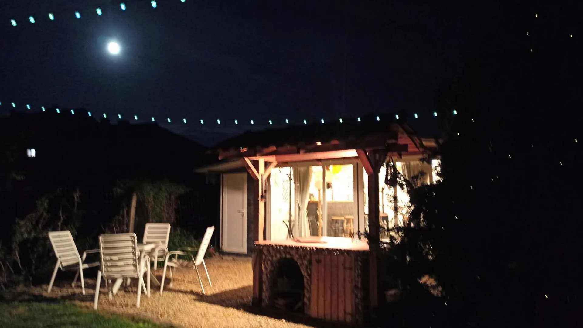 Guest House Sunflowers Поморие