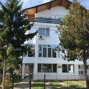  Гостевой дом Milena's House